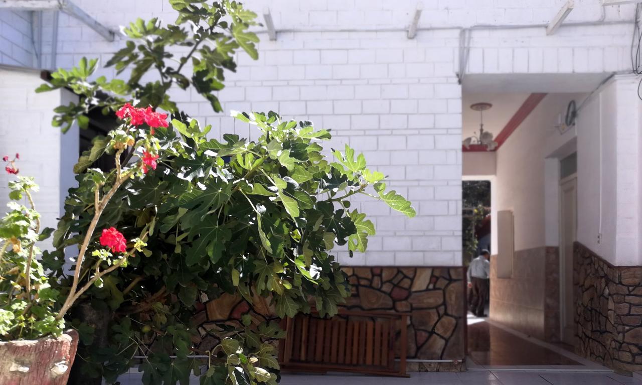 Bed and Breakfast Tierra Nuestra Tarija Exterior foto